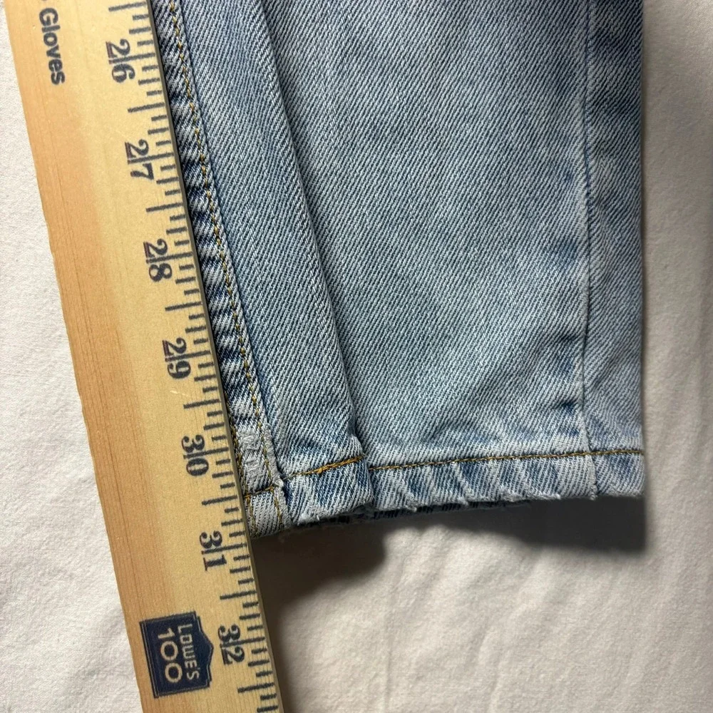 VTG Levi's 550 Jeans Mens 34x32 Fits 33x31 Light Blue Relaxed Fit Denim Fade
